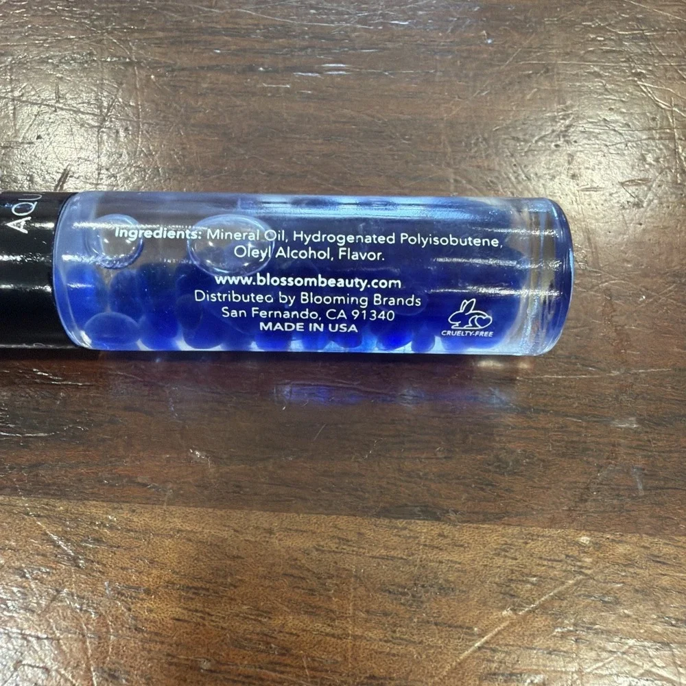 Blossom Zodiac Sign Vanilla Scented Moisturizing Roll-On Lip Gloss - AQUARIUS